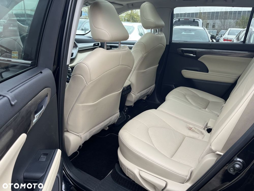 Toyota Highlander - 21
