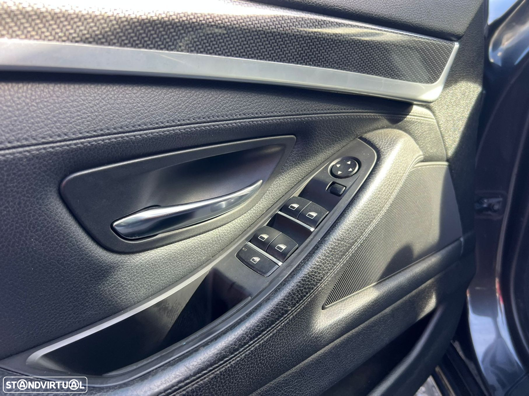 BMW 520 d Pack M - 32