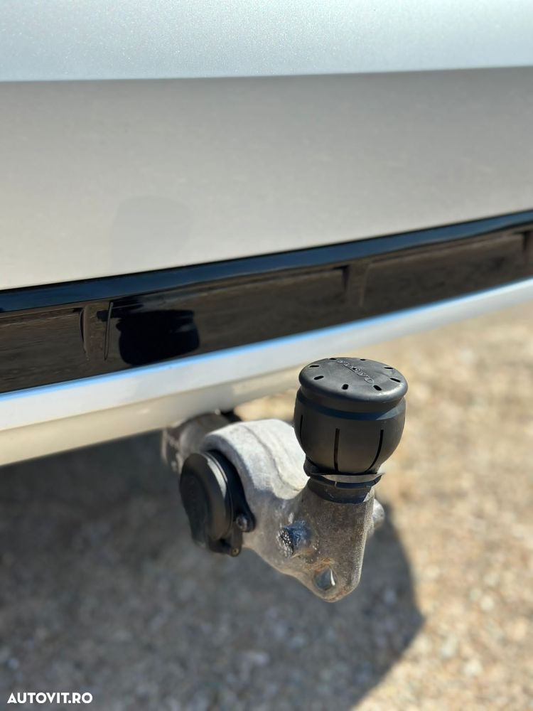 Volvo XC 90 D5 AWD Geartronic RDesign - 21