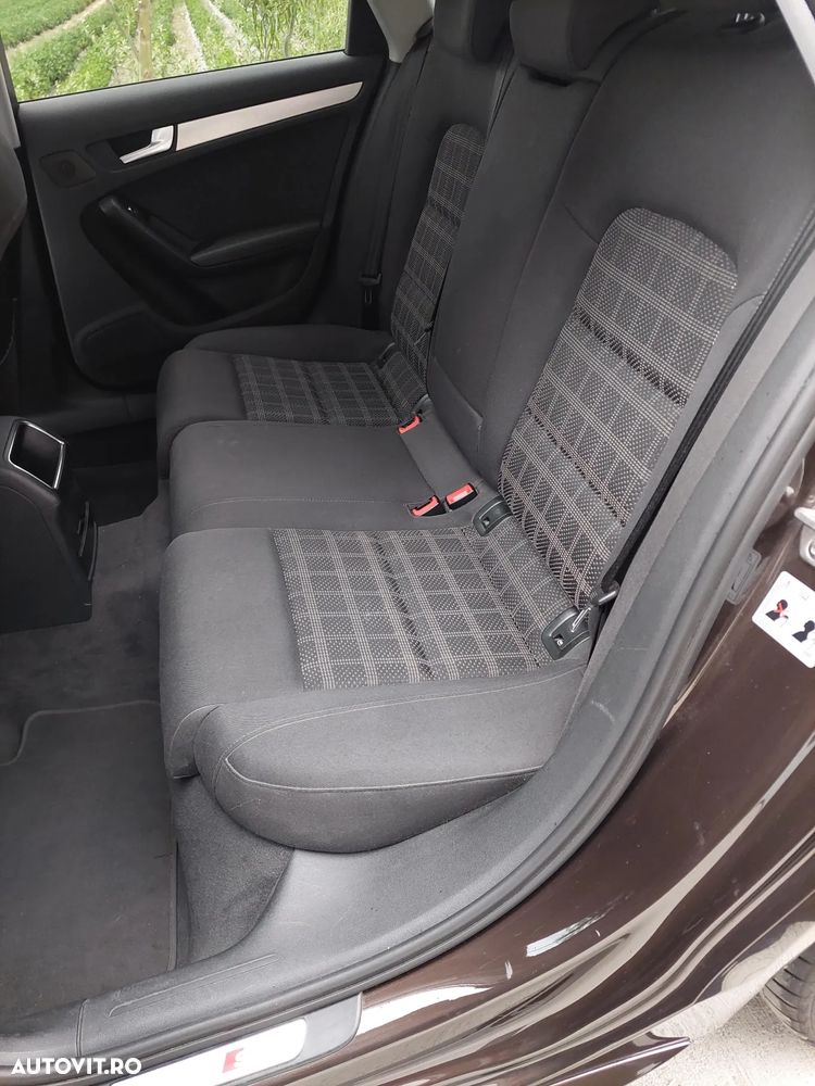 Audi A4 Avant 2.0 TDI DPF clean diesel multitronic S line Sportpaket - 15