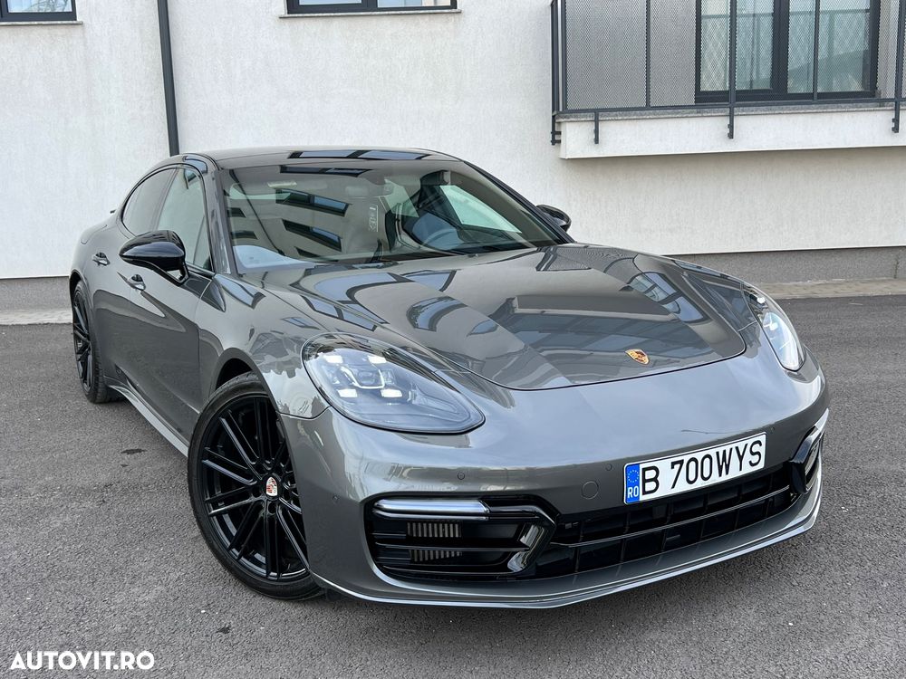 Porsche Panamera 4 - 3