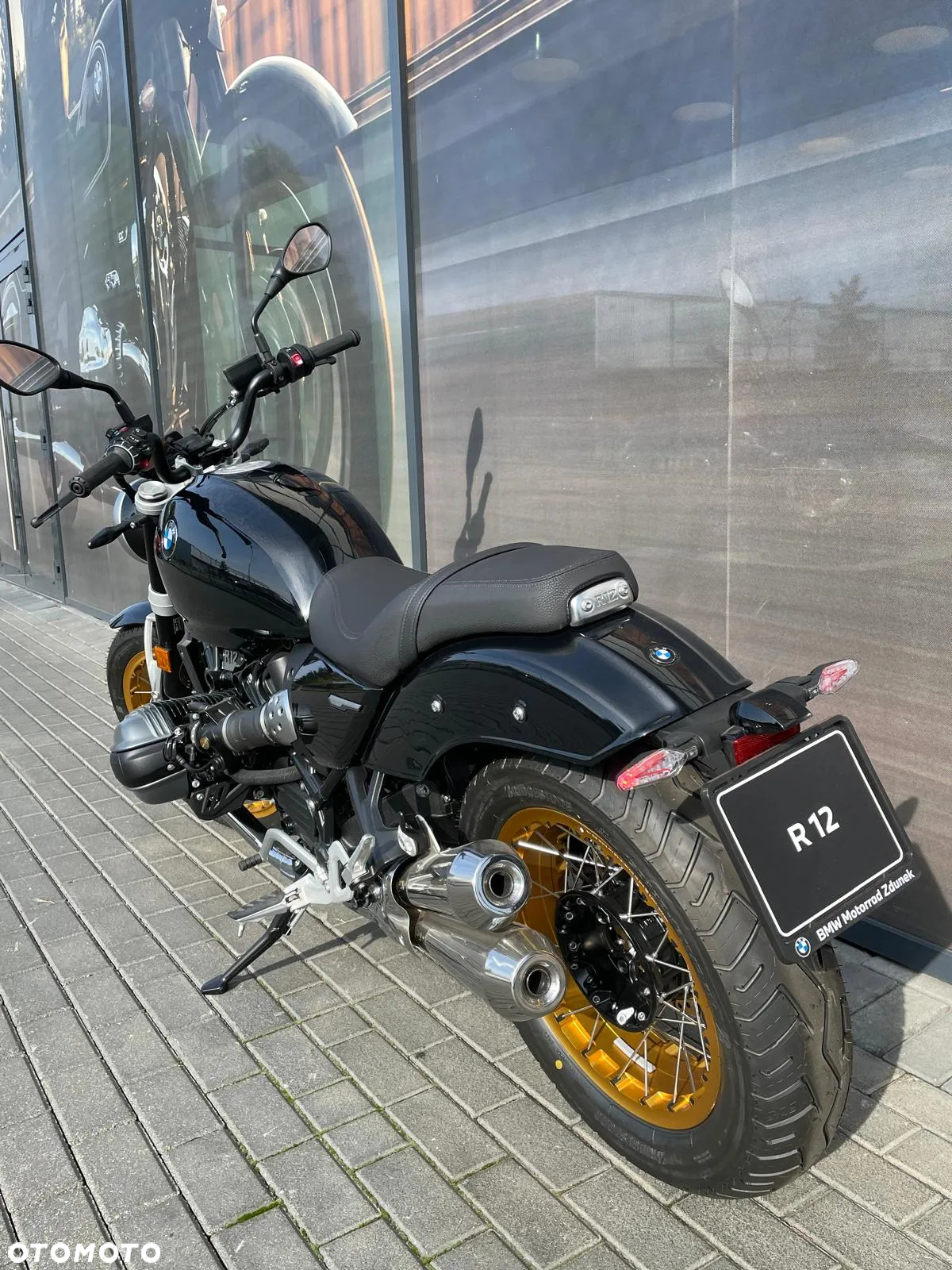 BMW R - 16