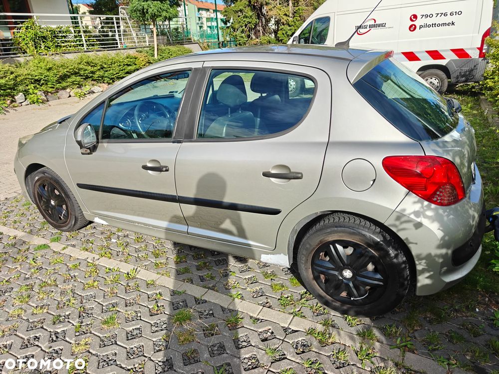 Peugeot 207 1.4 Presence - 14