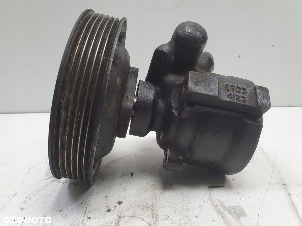 Alfa Romeo 147 1.9 JTD POMPA WSPOMAGANIA 26064414FJ - 12