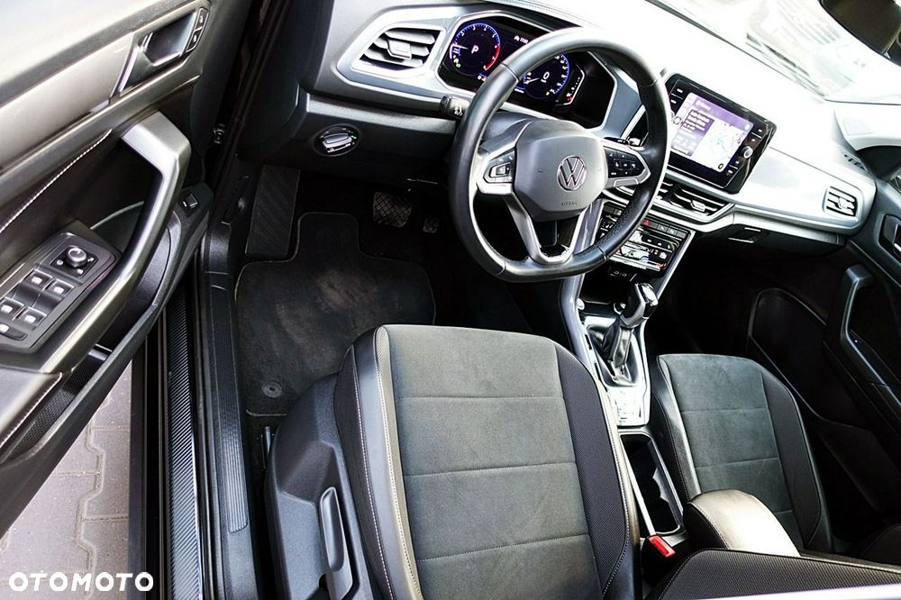 Volkswagen T-Roc - 16