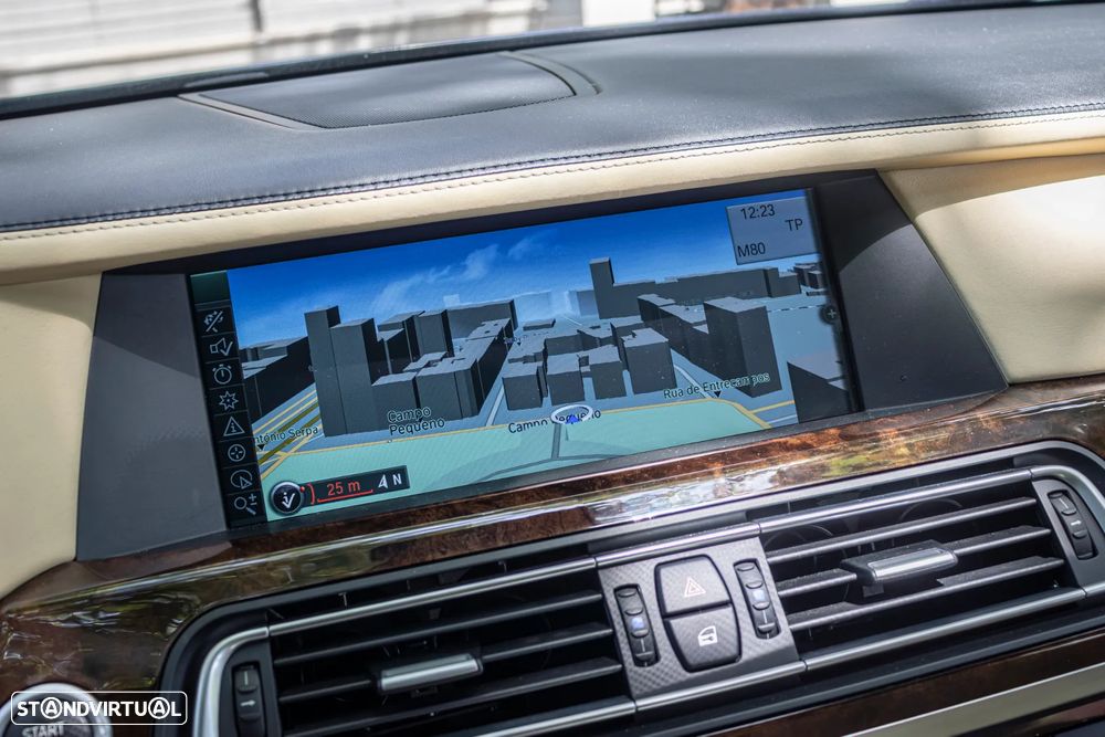 BMW 760 i - 15