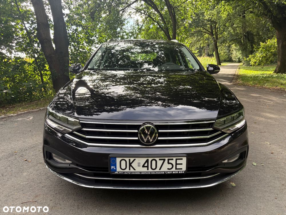 Volkswagen Passat - 14