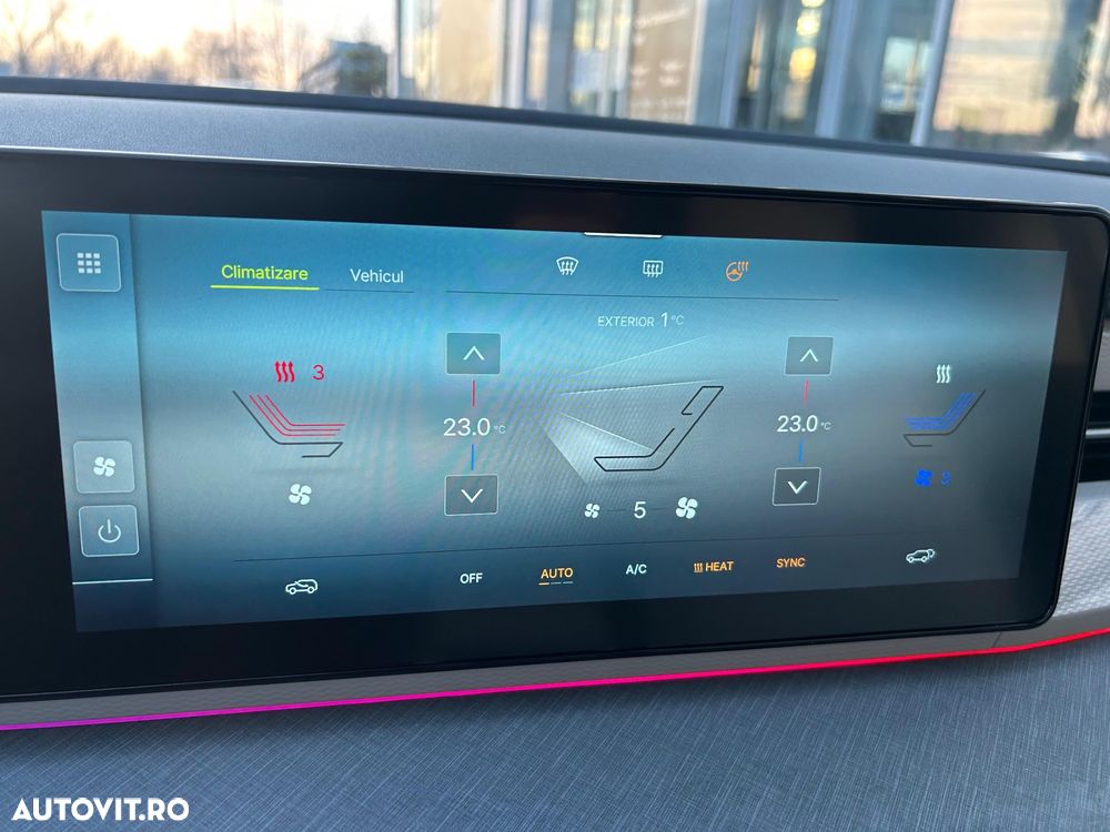 SsangYong Torres EVX 73.4 kWh Premium - 25