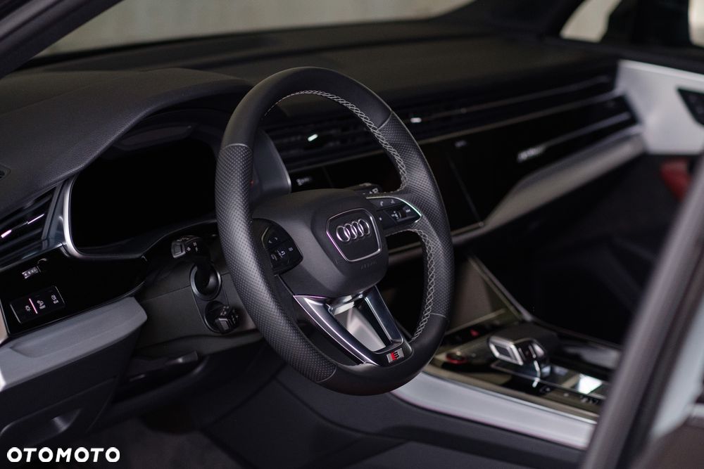 Audi SQ7 - 15