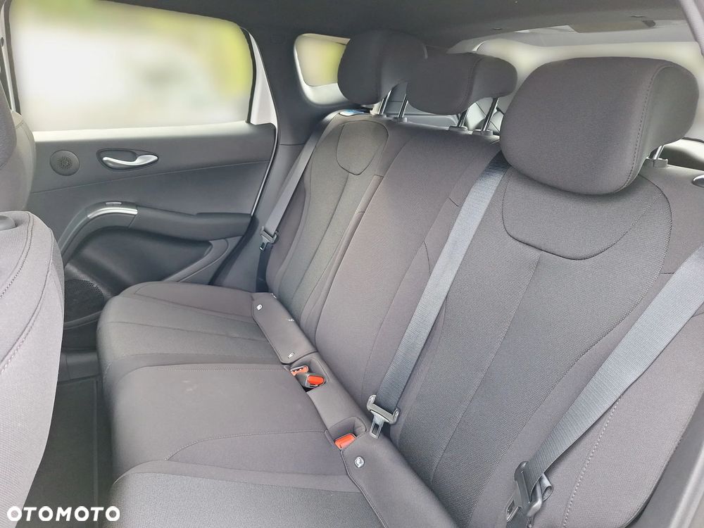 BYD Dolphin G Active E-CVT - 18