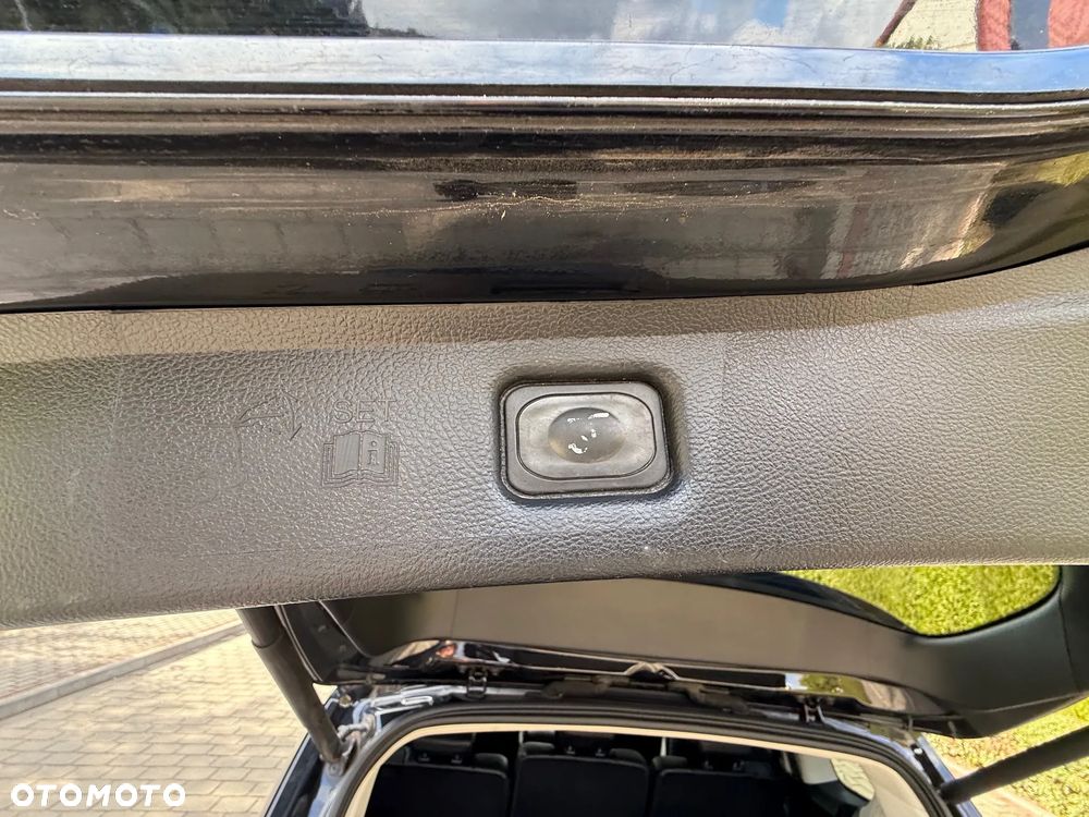 Ford S-Max 2.0 TDCi 4WD Titanium PowerShift - 26