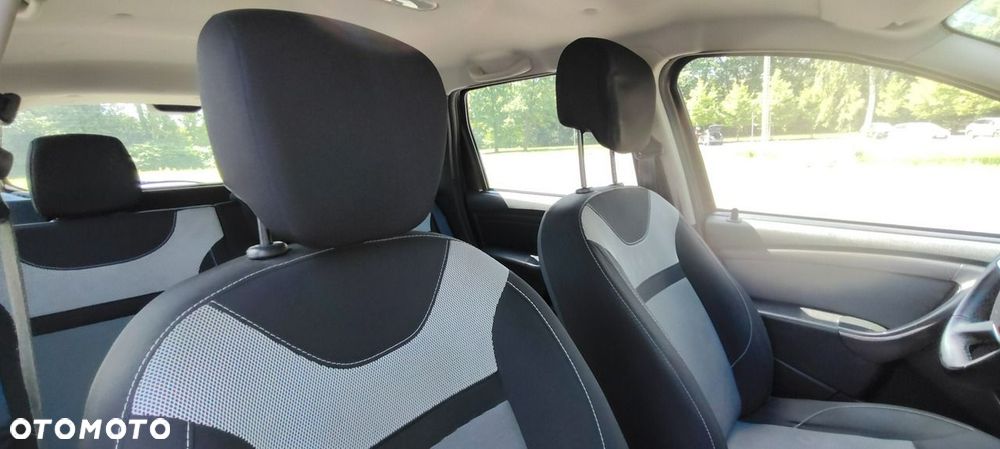 Dacia Duster 1.6 SCe Comfort - 13