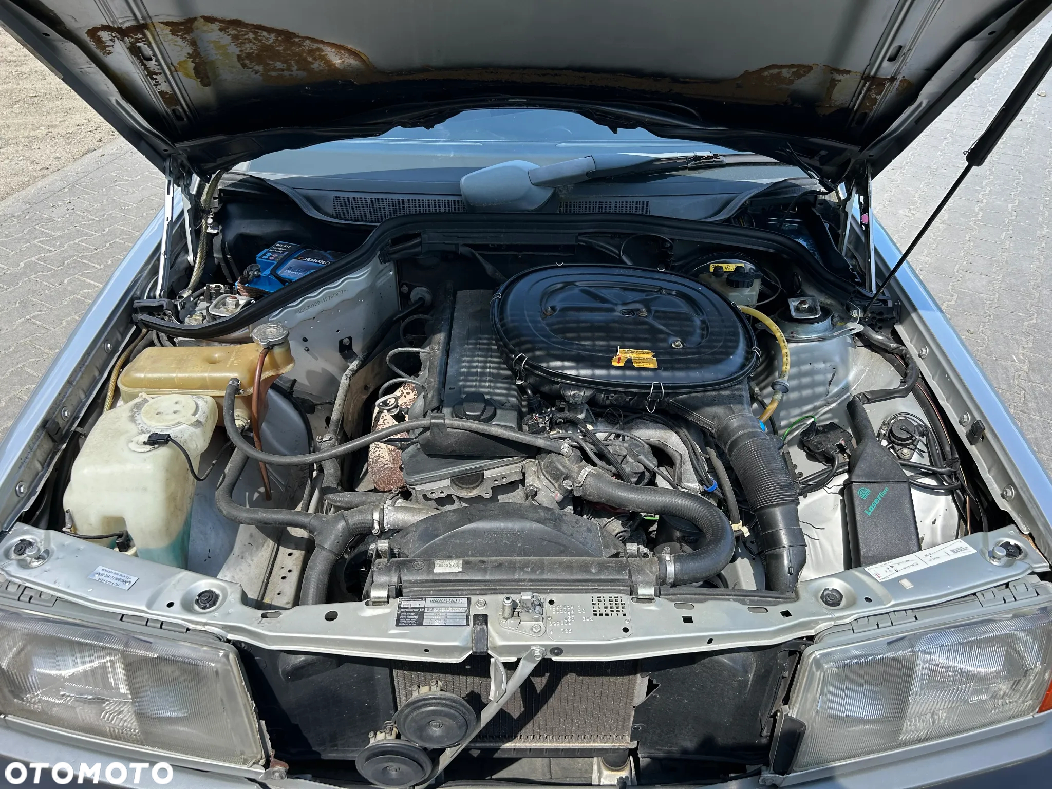 Mercedes-Benz W201 (190) - 26