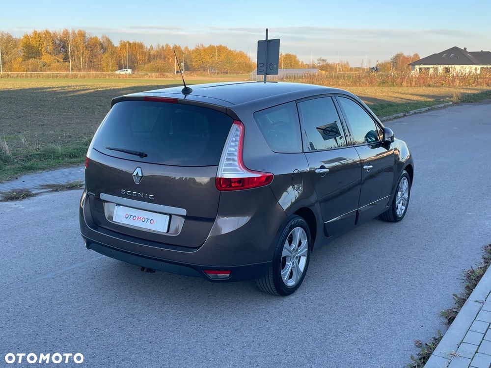 Renault Grand Scenic Gr 1.4 16V TCE Bose Edition - 31