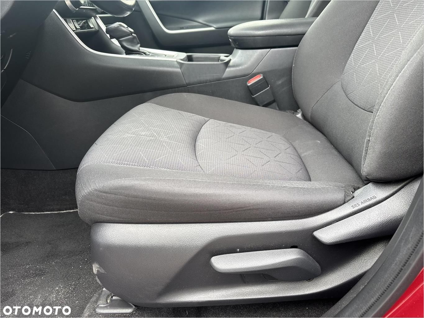 Toyota RAV4 - 12