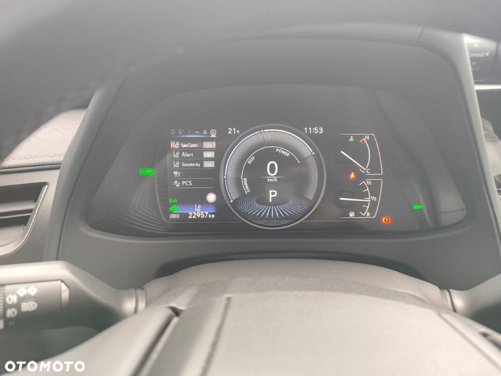 Lexus UX - 2