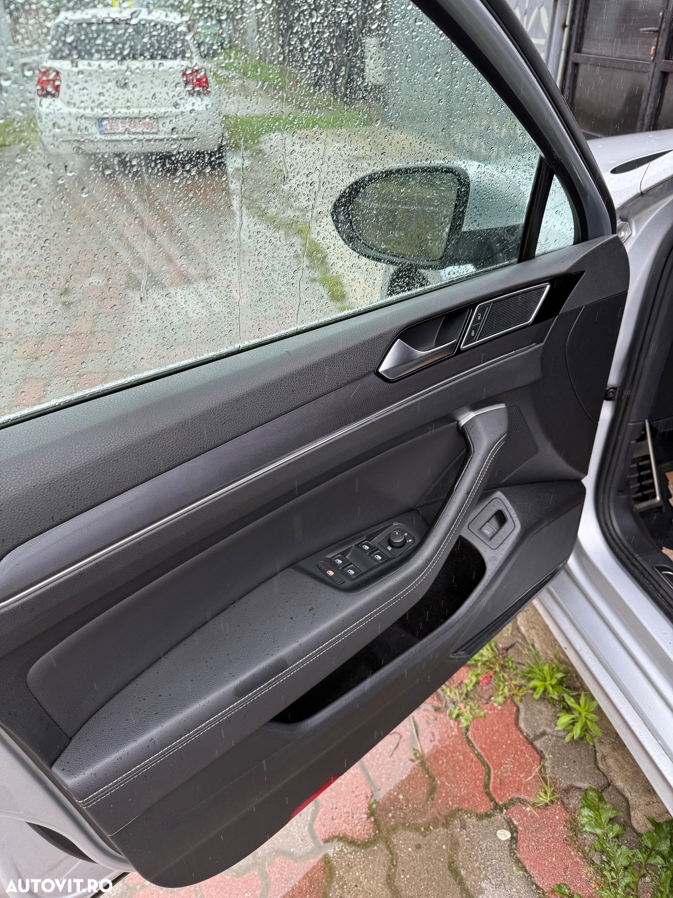 Volkswagen Passat Variant 2.0 TDI R Executive - 11