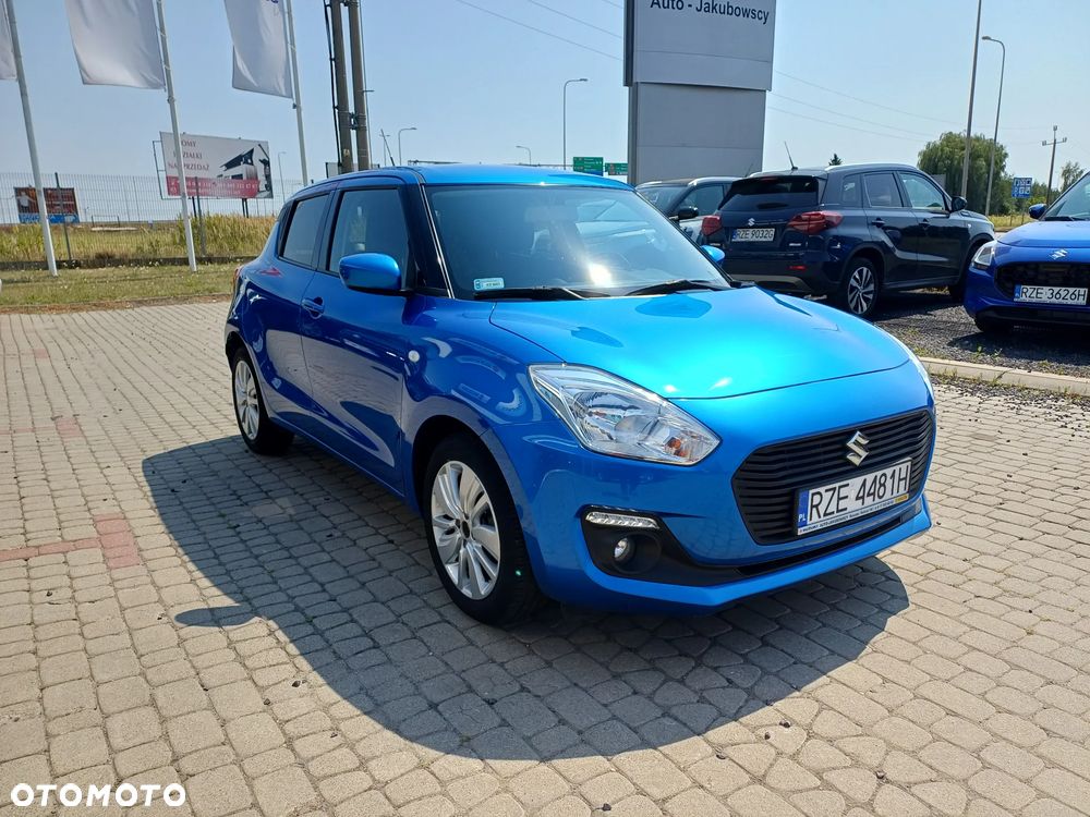 Suzuki Swift 1.2 Premium Plus - 2