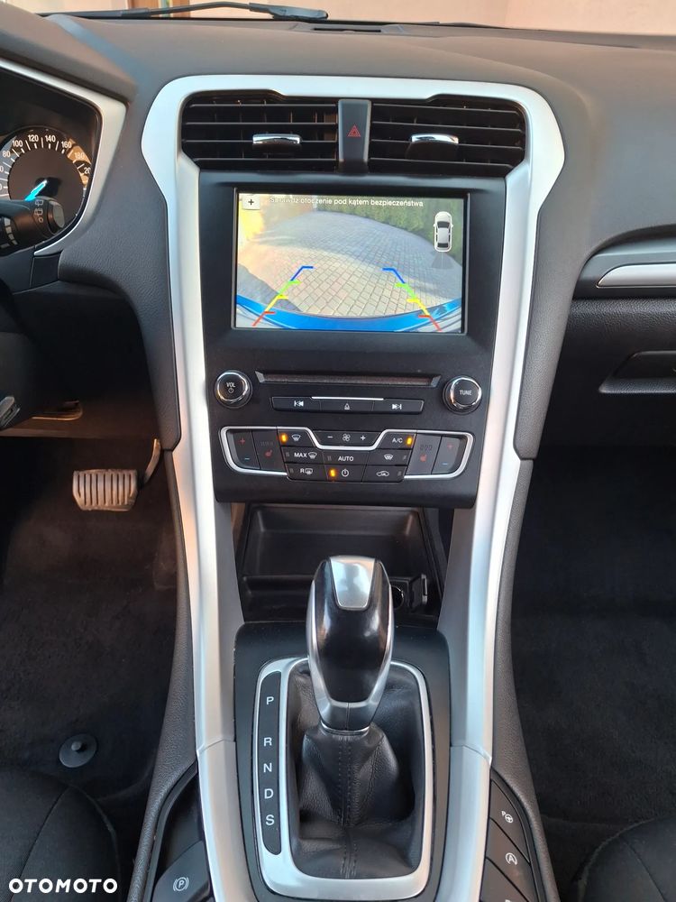 Ford Mondeo - 10