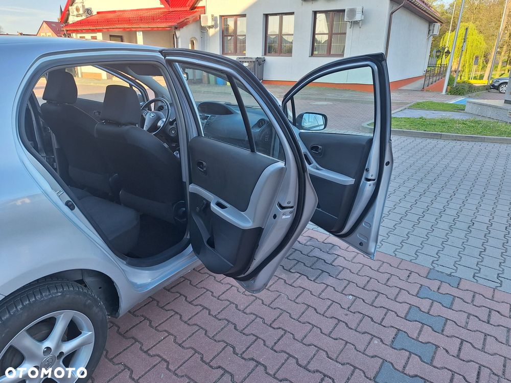 Toyota Yaris 1.0 Entry - 8