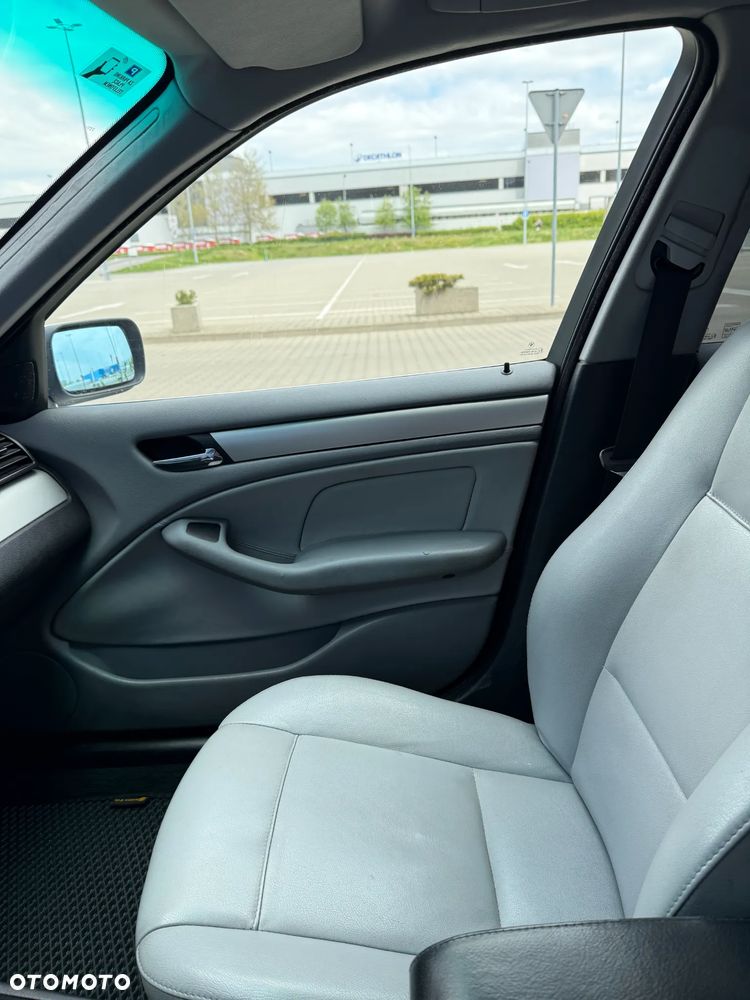 BMW Seria 3 - 15