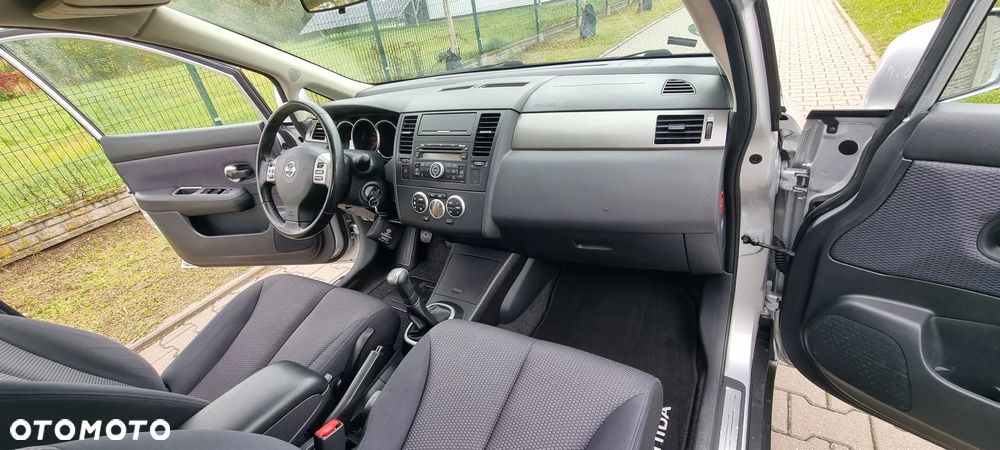 Nissan Tiida 1.6 acenta - 13