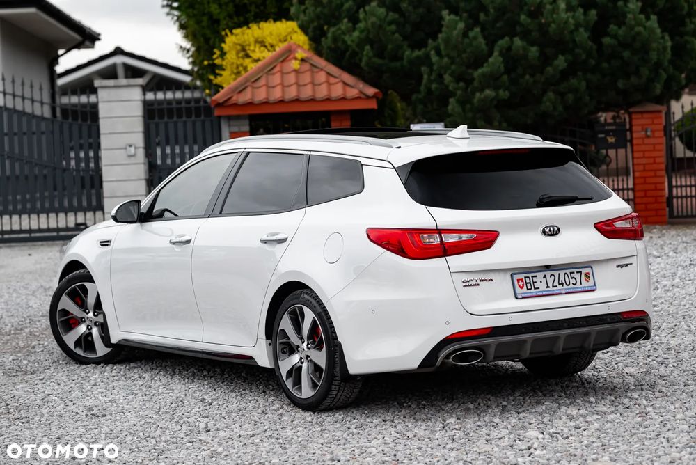 Kia Optima 2.0 T-GDI GT - 11