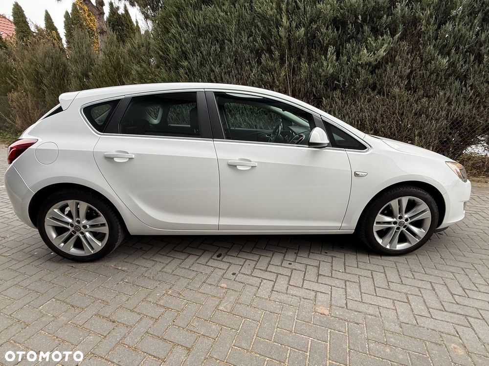 Opel Astra 1.4 Turbo - 13