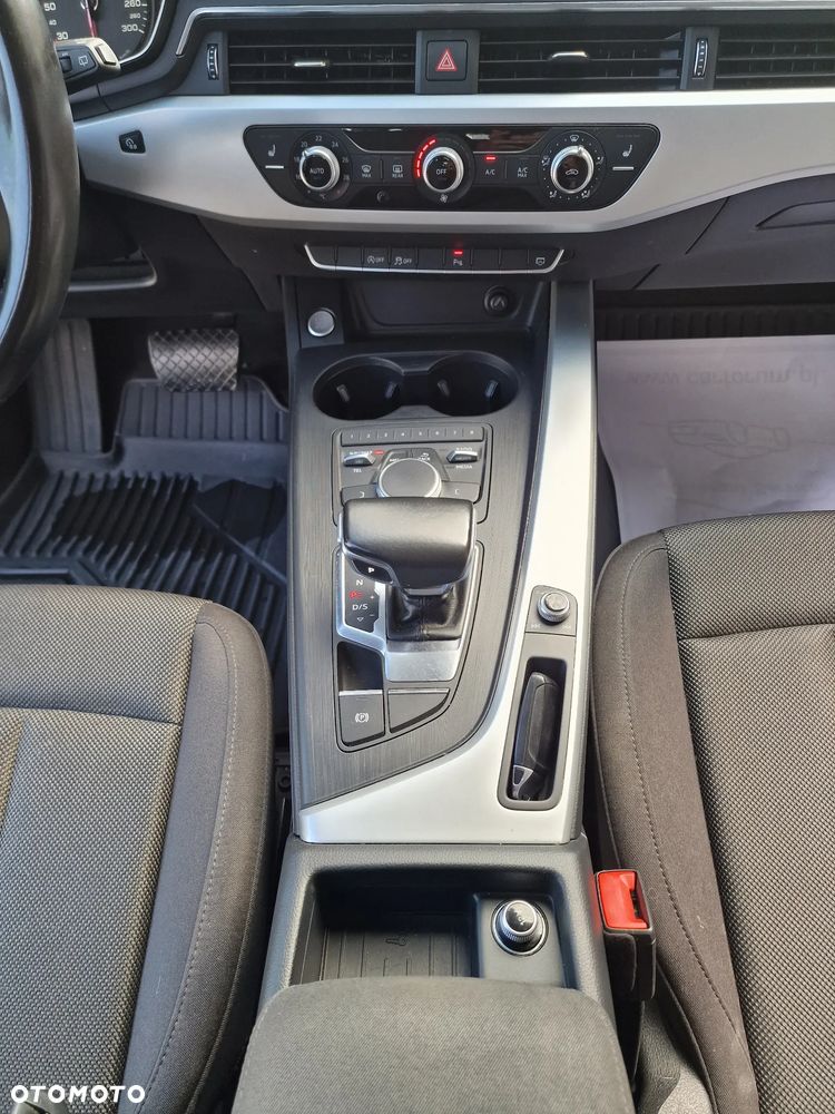 Audi A4 Avant 2.0 TDI S tronic - 21