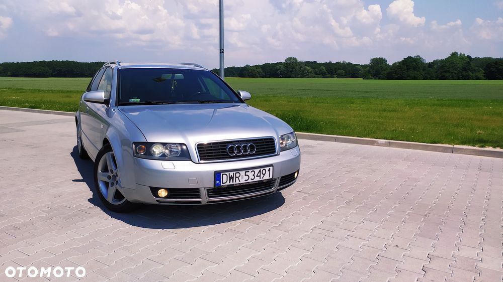 Audi A4 Avant - 4