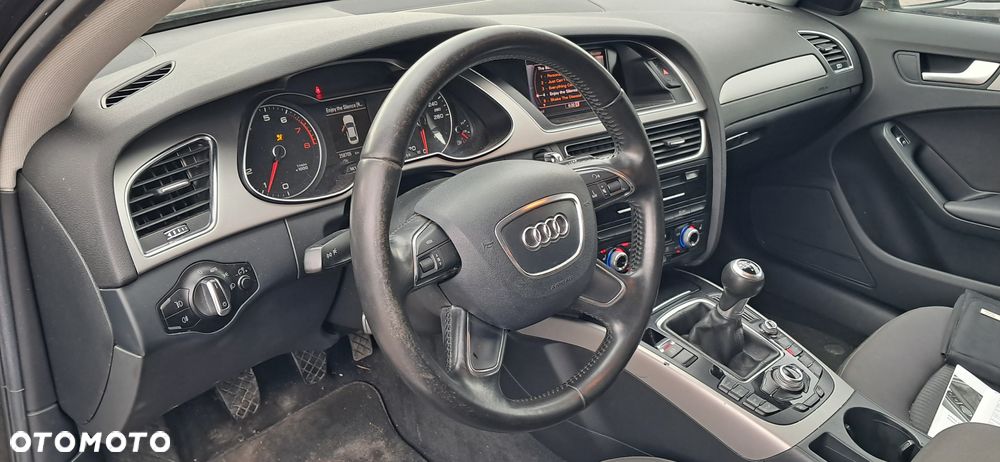 Audi A4 Limousine 1.8 TFSI Attraction - 18