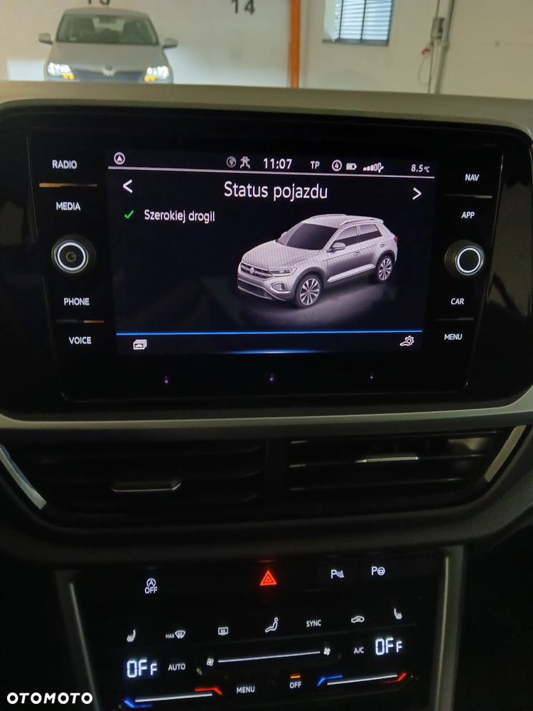 Volkswagen T-Roc 1.5 TSI Life Plus - 9