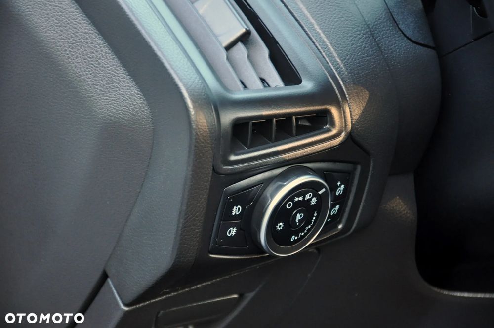 Ford Focus 1.5 TDCi Titanium - 36