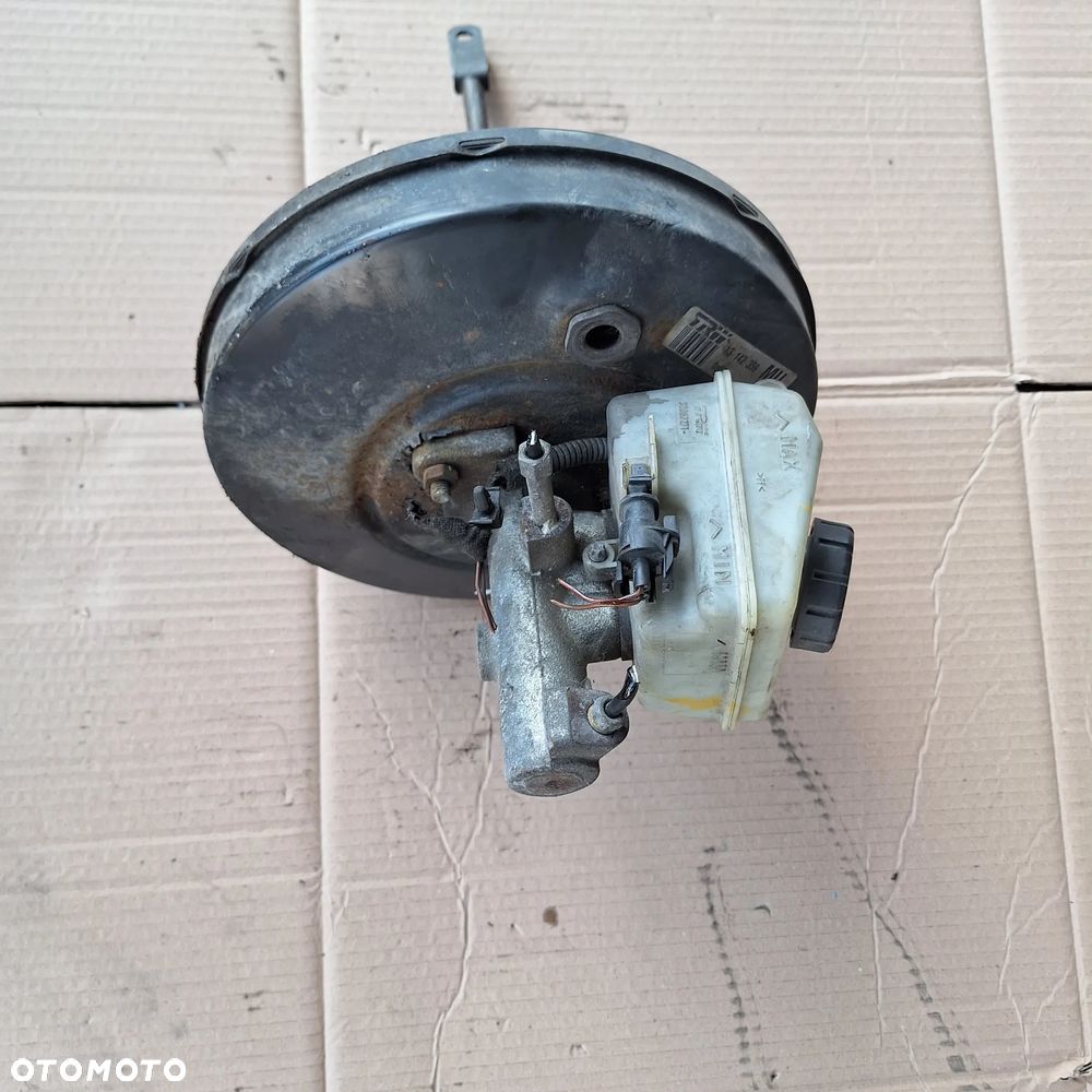 SERWO HAMULCOWE  ASTRA H 1.7 CDTI 13142359 MU - 1