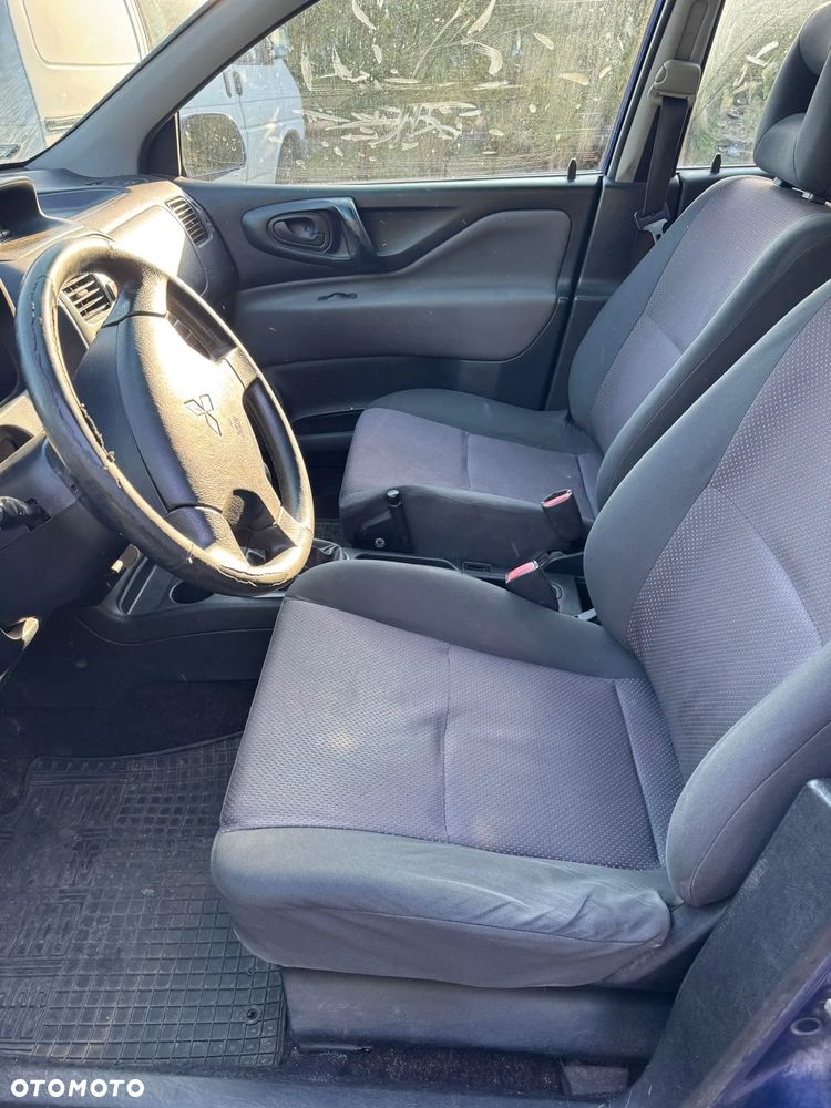 Mitsubishi Space Star 1.6 Family - 2