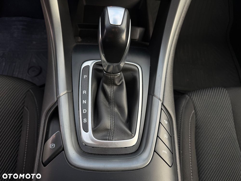 Ford Mondeo 2.0 TDCi Titanium PowerShift - 25