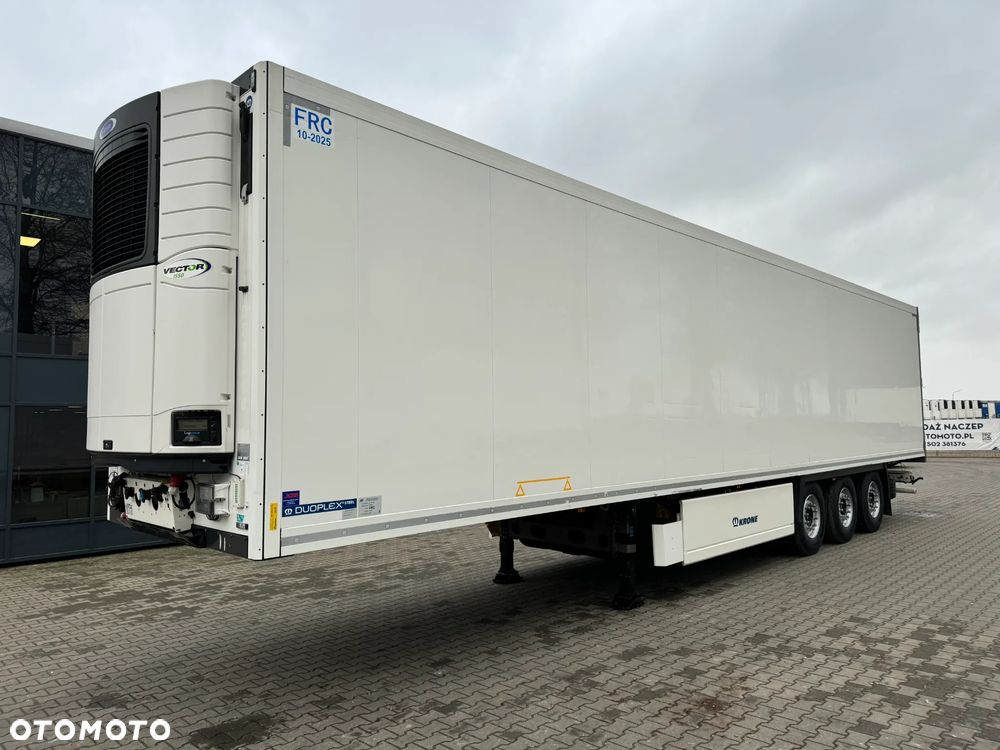 Krone Chłodnia ,Doppelstock , Carrier Vector 1550 - 1