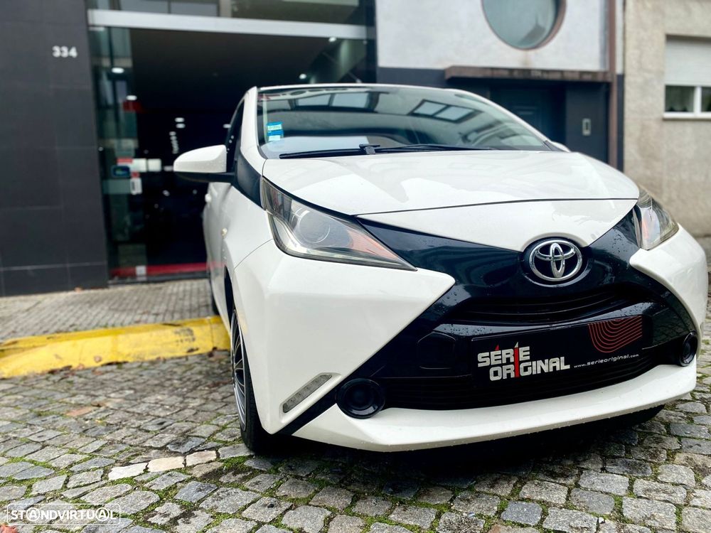 Toyota Aygo 1.0 X-Play+AC+X-Touch - 4