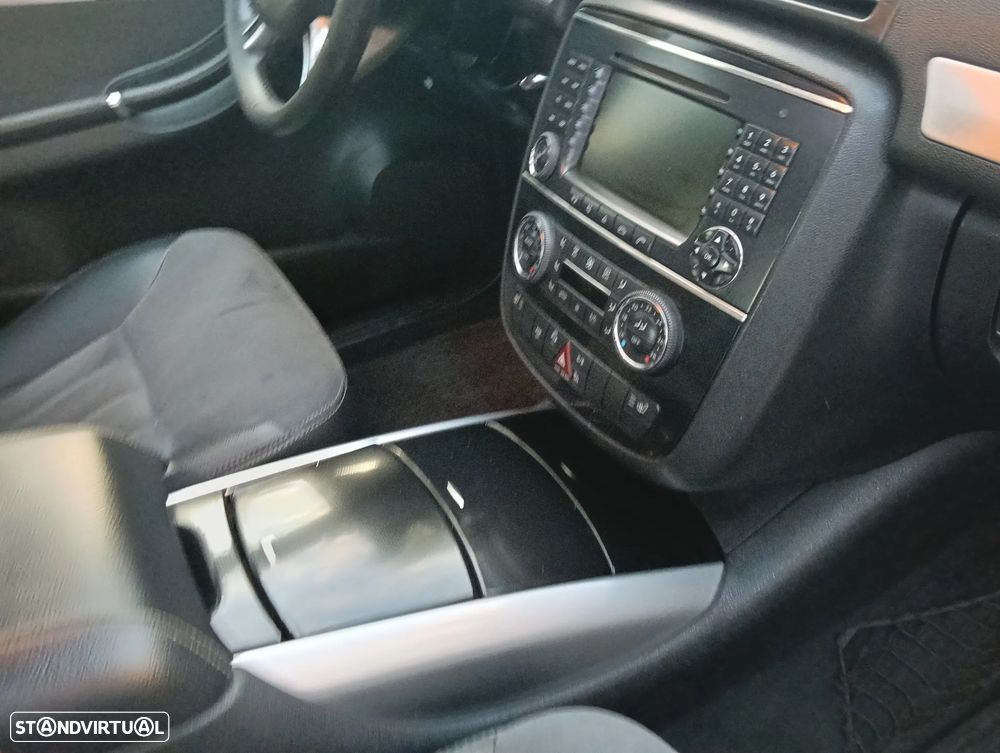Mercedes-Benz R 320 CDi 4-Matic Longo - 37