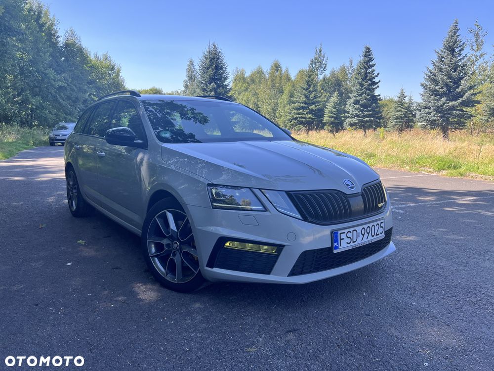 Skoda Octavia 2.0 TDI RS DSG - 8