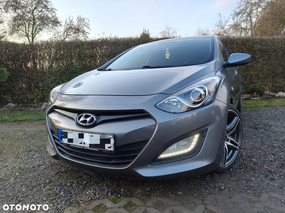 Hyundai i30 i30cw 1.4 Fifa World Cup Edition - 2