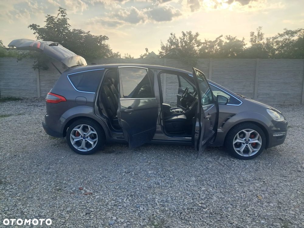 Ford S-Max - 15