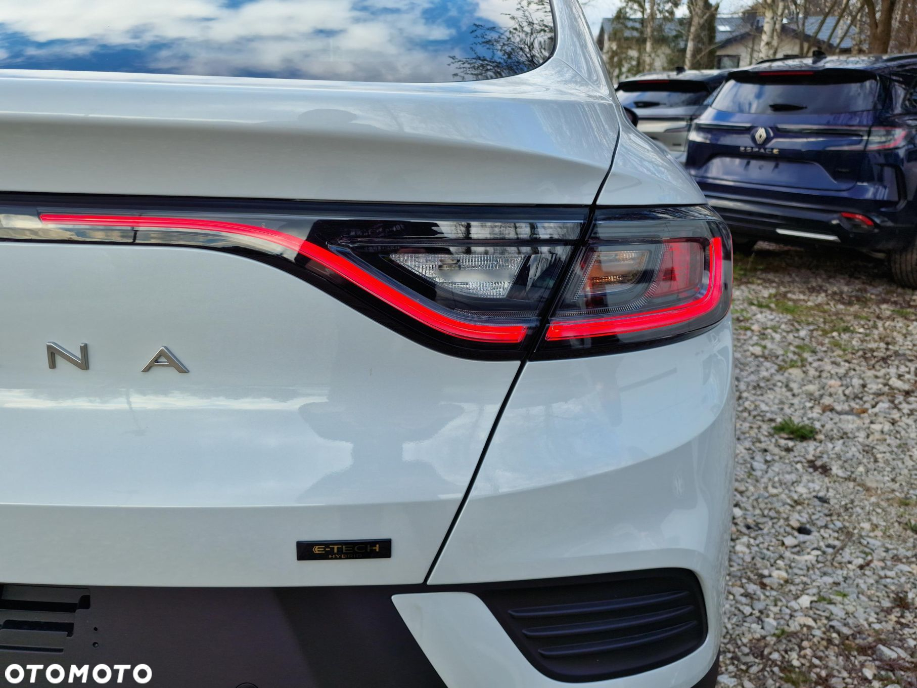 Renault Arkana 1.3 TCe mHEV Techno EDC - 27