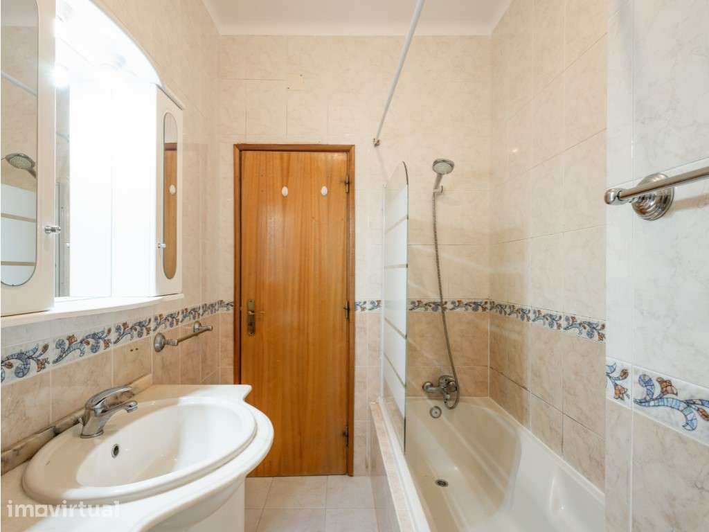 Venda apartamento T2 Figueira da Foz - Grande imagem: 4/13