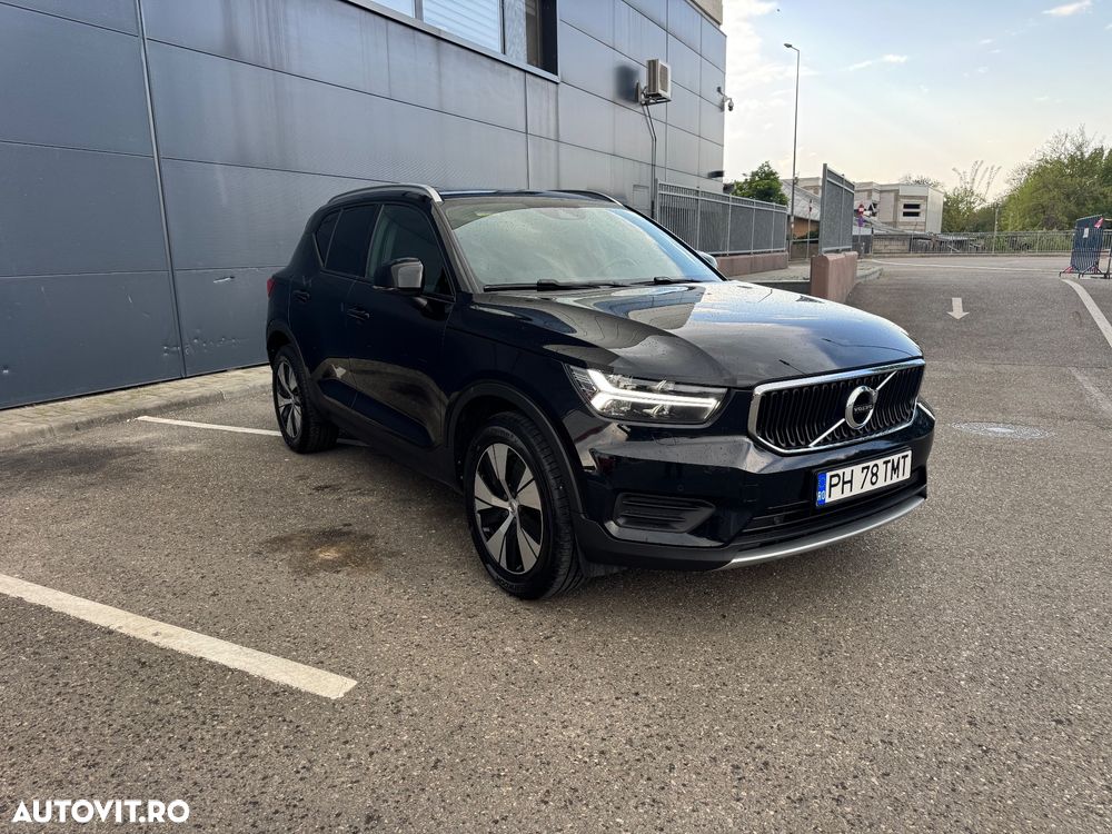 Volvo XC 40 B4 B Geartronic Momentum Pro - 2