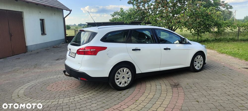 Ford Focus 1.6 TDCi Ambiente - 3