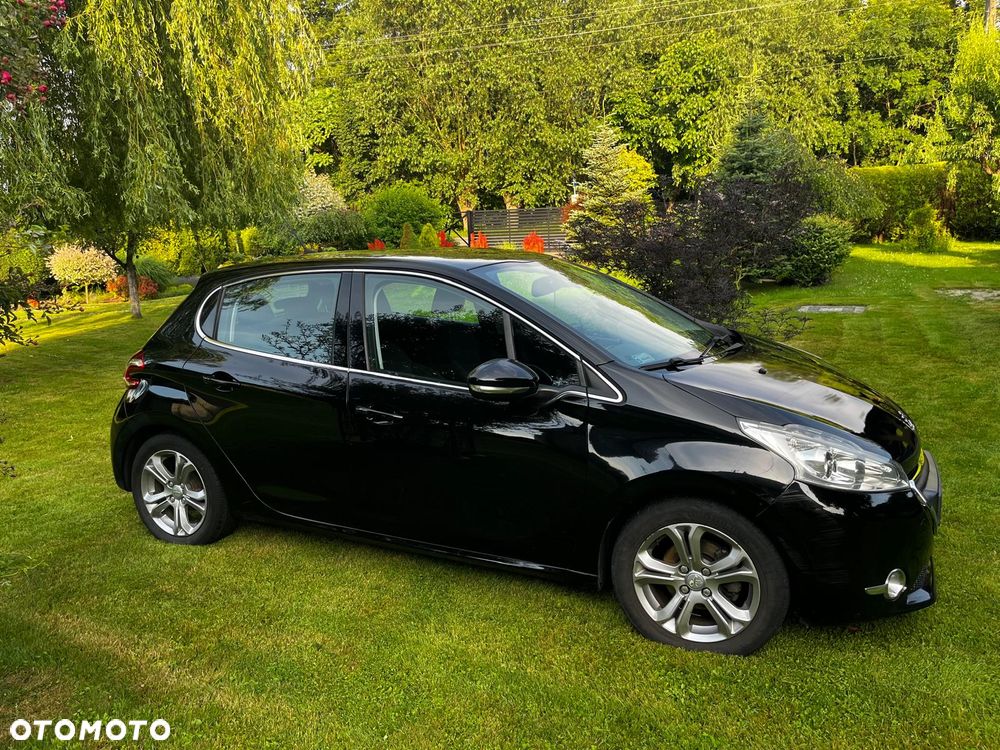 Peugeot 208 1.2 PureTech Active - 4