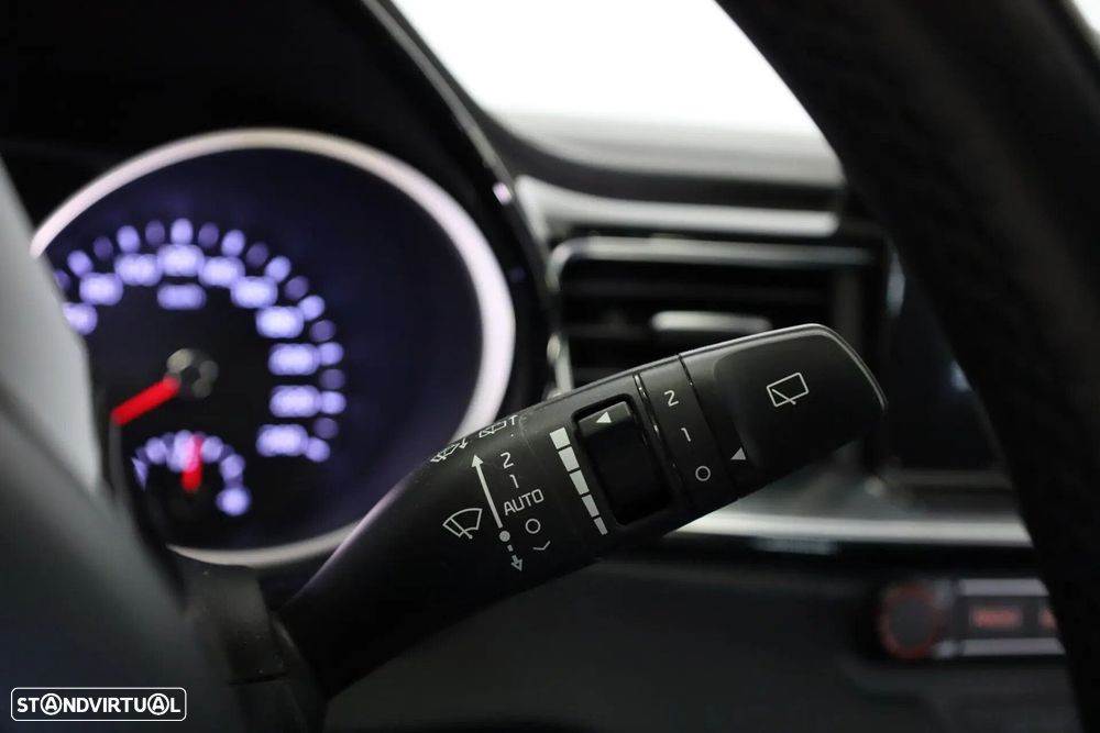 Kia Ceed 1.4 T-GDI TX+SRF 7DCT - 45