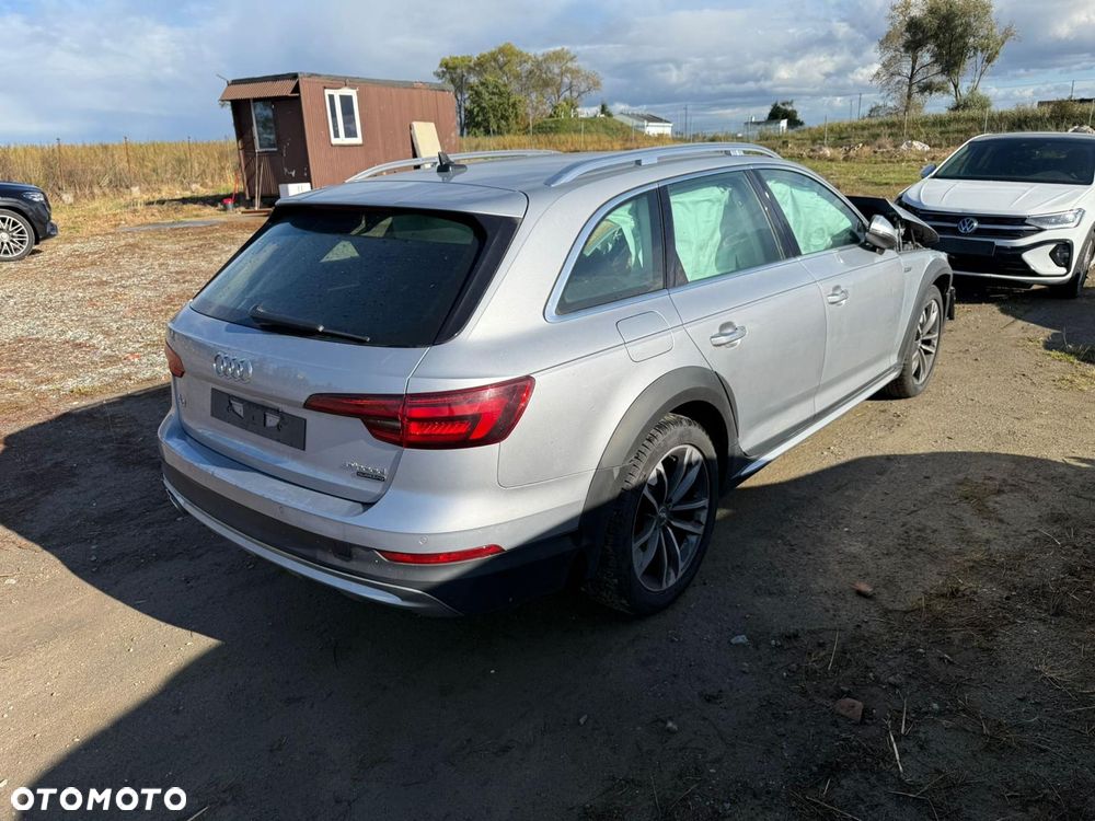 Audi A4 Allroad 2.0 TDI clean diesel Quattro S tronic - 5