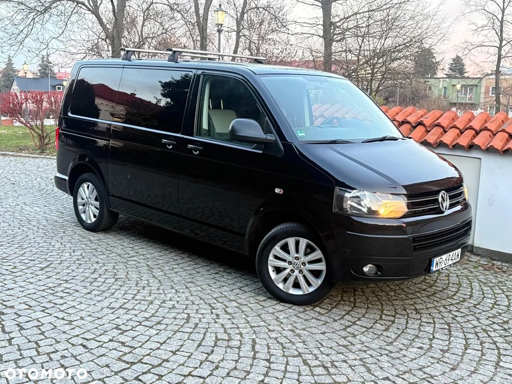 Volkswagen Multivan - 11